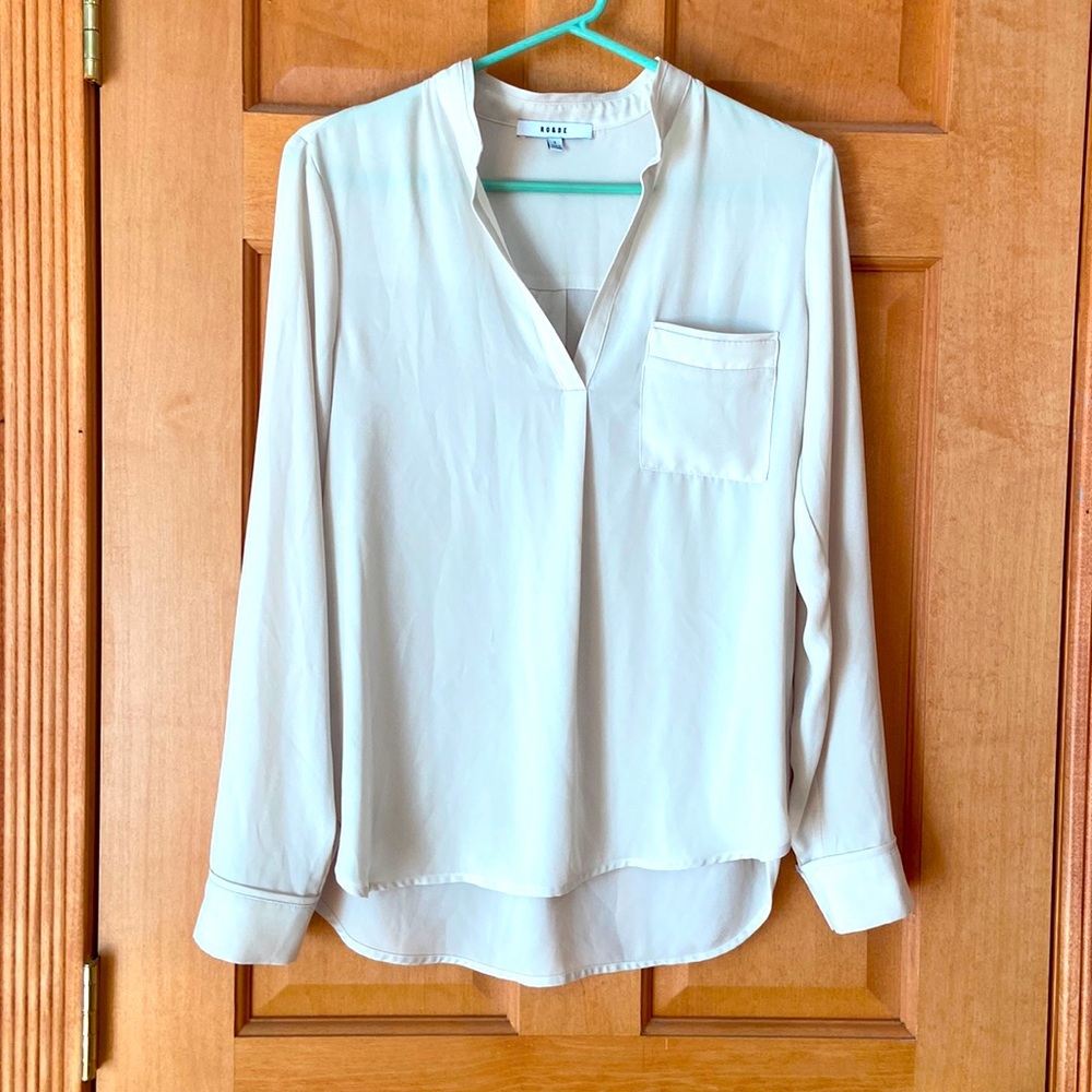 Ro & De Cream Pullover Blouse with Pocket - Size Small